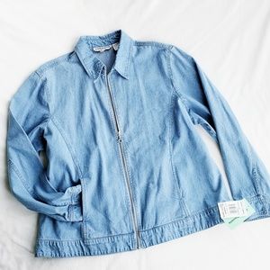 NWT🎁 Denim Jacket